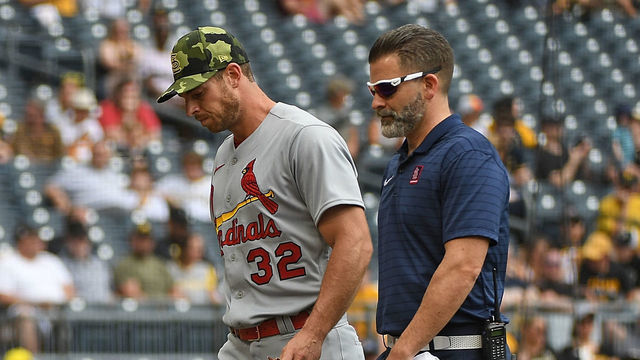 PITTSBURGH, PA - MAY 22: Steven Matz #32 of the St. Louis Cardinals walks off the field with a trainer after coming out to the game with an injury in the first inning against the Pittsburgh Pirates at PNC Park on May 22, 2022 in Pittsburgh, Pennsylvania.
