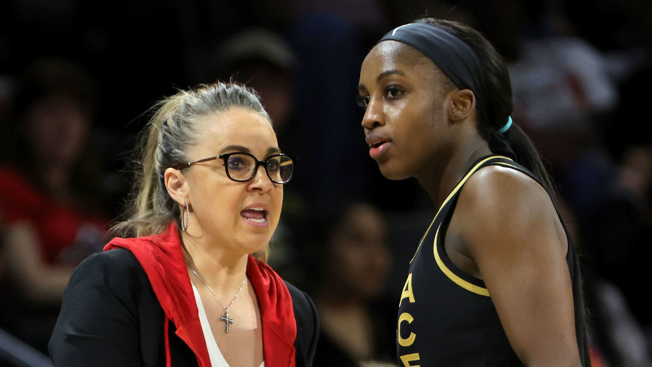 LAS VEGAS, NEVADA - MAY 08: Head coach Becky Hammon of the Las Vegas Aces talks with Jackie Young #0 during their game against the Seattle Storm at Michelob ULTRA Arena on May 08, 2022 in Las Vegas, Nevada. The Aces defeated the Storm 85-74.
