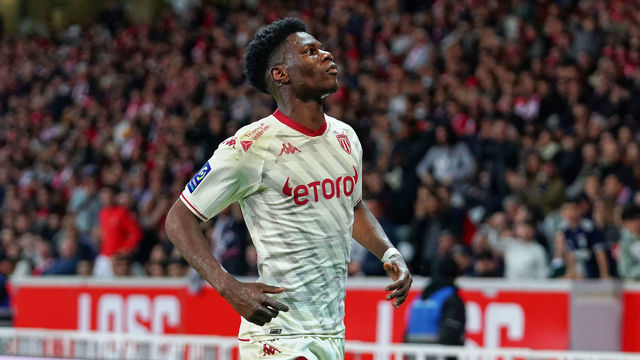 LILLE, FRANCE - MAY 06: Aurelien Tchouameni of AS Monaco celebrates after scoring his team's 2nd goal during the Ligue 1 Uber Eats match between Lille OSC and AS Monaco at Stade Pierre Mauroy on May 6, 2022 in Lille, France.