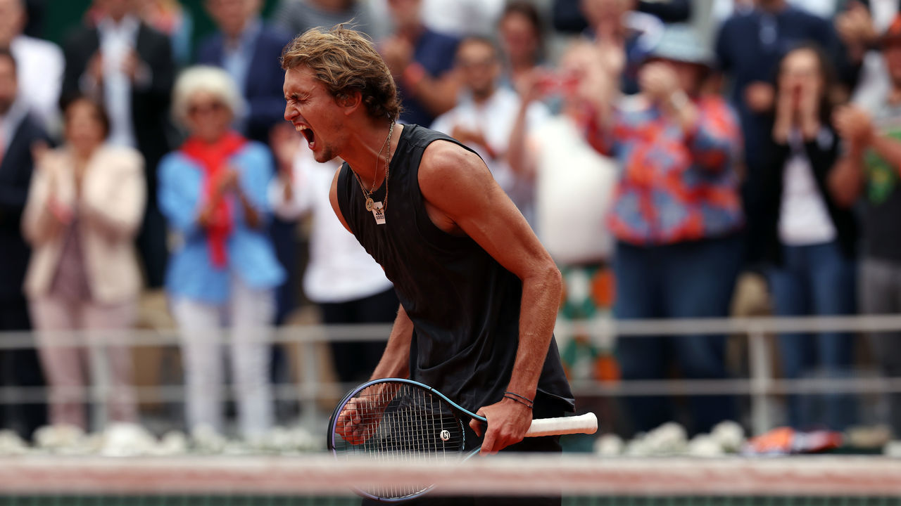 PARIS, FRANCE - MAY 25: Alexander Zverev of Germant celebrates victory over Sebastian Baez of Argentina in the decond round match during day four at Roland Garros on May 25, 2022 in Paris, France.