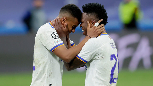 MADRID, SPAIN - MAY 4: Rodrygo Silva de Goes of Real Madrid, Vinicius Junior of Real Madrid celebrating the victory during the UEFA Champions League match between Real Madrid v Manchester City at the Santiago Bernabeu on May 4, 2022 in Madrid Spain