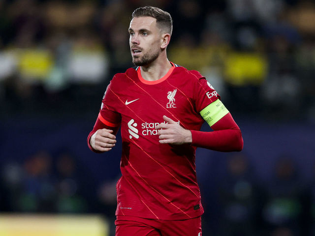 CASTELLON, SPAIN - MAY 3: Jordan Henderson of Liverpool FC during the UEFA Champions League match between Villarreal v Liverpool at the Estadio de la Ceramica on May 3, 2022 in Castellon Spain