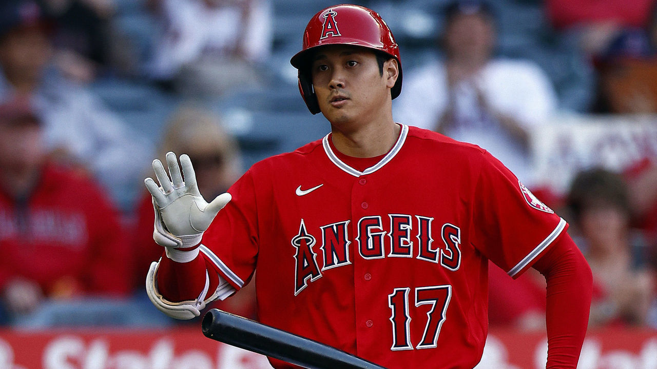 ANAHEIM, CALIFORNIA - MAY 25: Shohei Ohtani #17 of the Los Angeles Angels in the first inning at Angel Stadium of Anaheim on May 25, 2022 in Anaheim, California.