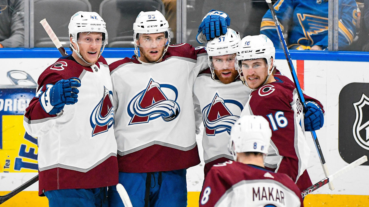 ST. LOUIS, MO - MAY 27: Colorado players celebrate their goal tying the game at one during Round 2 game 6 of the Stanley Cup Playoffs between the Colorado Avalanche and the St. Louis Blues on May 27, 2022, at the Enterprise Center in St. Louis MO