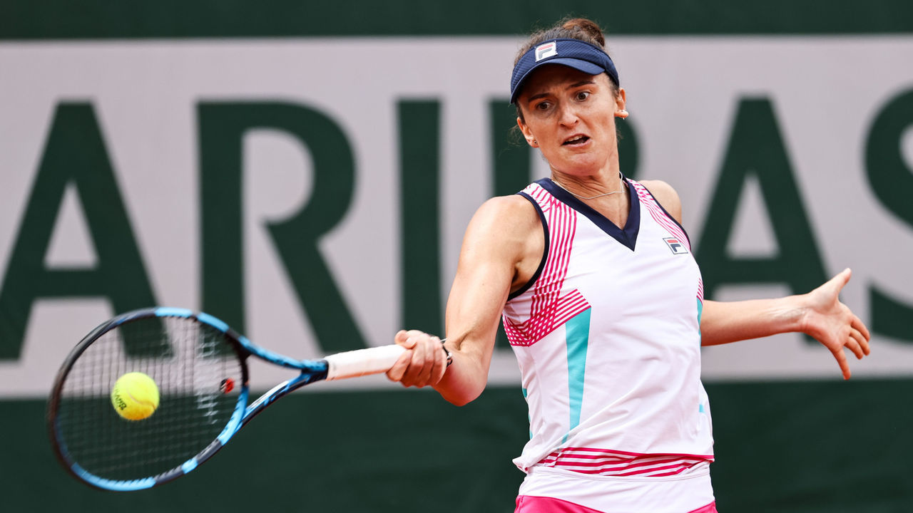 PARIS, FRANCE - MAY 28: Irina-Camelia Begu of Romania plays a forehand in the Women's Singles Third Round match against Leolia Jeanjean of France during Day Seven of The 2022 French Open at Roland Garros on May 28, 2022 in Paris, France.