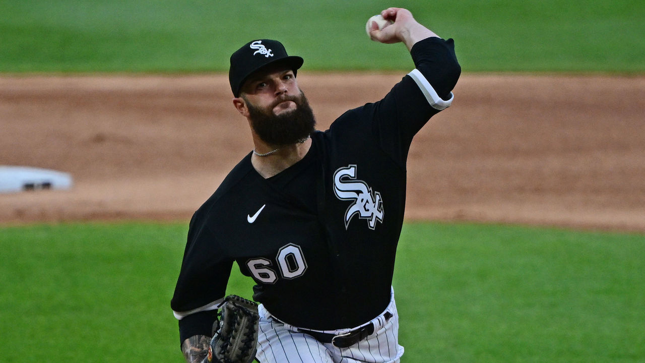 CHICAGO, ILLINOIS - MAY 26: Starting pitcher Dallas Keuchel #60 of the Chicago White Sox delivers the baseball in the first inning against the Boston Red Sox at Guaranteed Rate Field on May 26, 2022 in Chicago, Illinois.