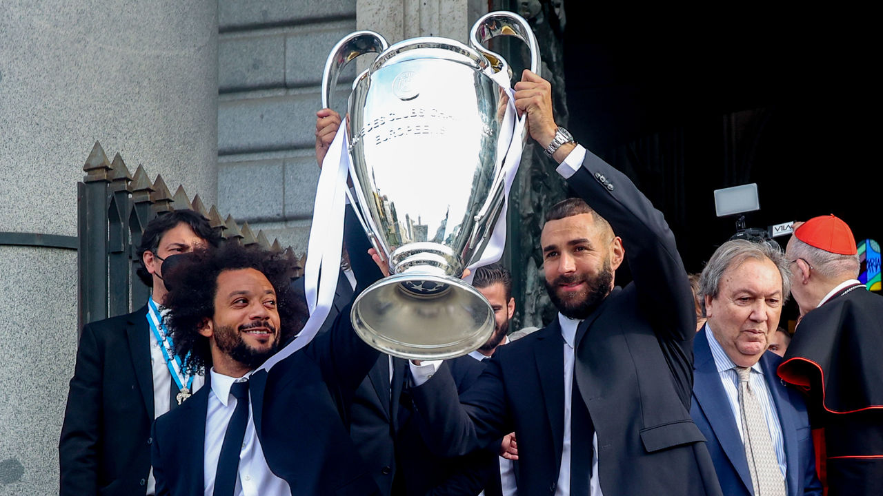 Perez urges Real Madrid to go for 15th European title amid huge UCL  celebrations | theScore.com