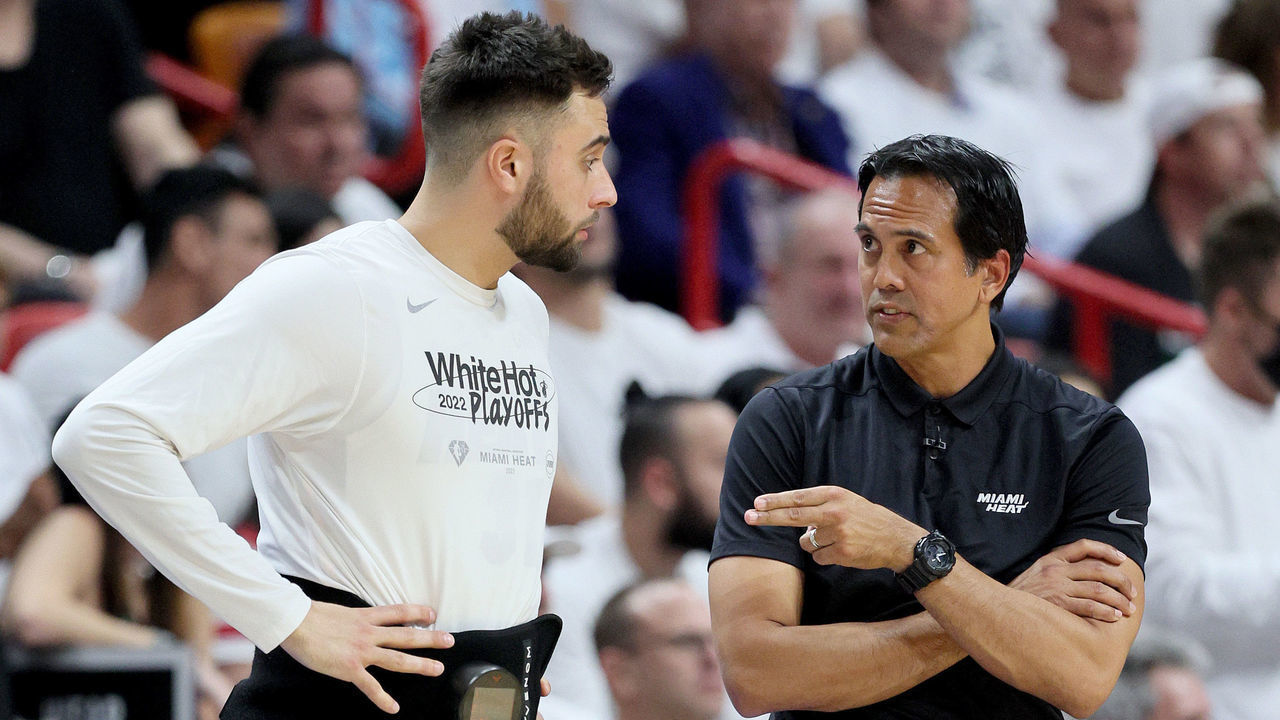 MIAMI, FLORIDA - MAY 25: Head Coach Erik Spoelstra (R) of the Miami Heat talks with Max Strus (L) #31 against the Boston Celtics during the second quarter in Game Five of the 2022 NBA Playoffs Eastern Conference Finals at FTX Arena on May 25, 2022 in Miami, Florida.