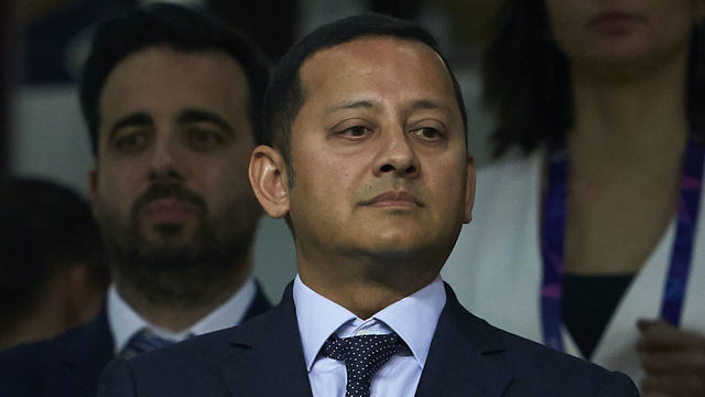 VALENCIA, SPAIN - NOVEMBER 27: Anil Murthy, president of Valencia CF looks on prior to the UEFA Champions League group H match between Valencia CF and Chelsea FC at Estadio Mestalla on November 27, 2019 in Valencia, Spain.