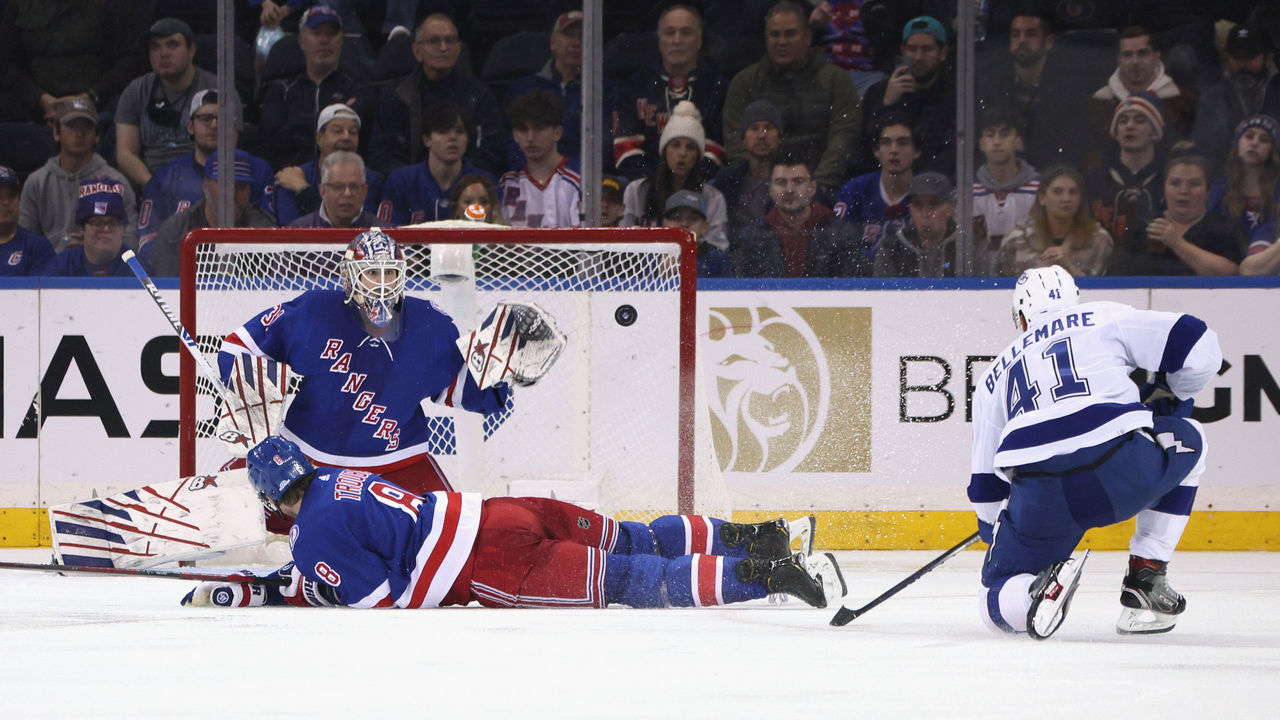 NEW YORK, NEW YORK - JANUARY 02: Igor Shesterkin #31 of the New York Rangers makes the second period save on Pierre-Edouard Bellemare #41 of the Tampa Bay Lightning at Madison Square Garden on January 02, 2022 in New York City.