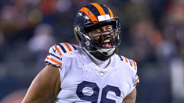 CHICAGO, IL - DECEMBER 20: Chicago Bears defensive end Akiem Hicks (96) celebrates after a play during a game between the Chicago Bears and the Minnesota Vikings on December 20, 2021, at Soldier Field in Chicago, IL.