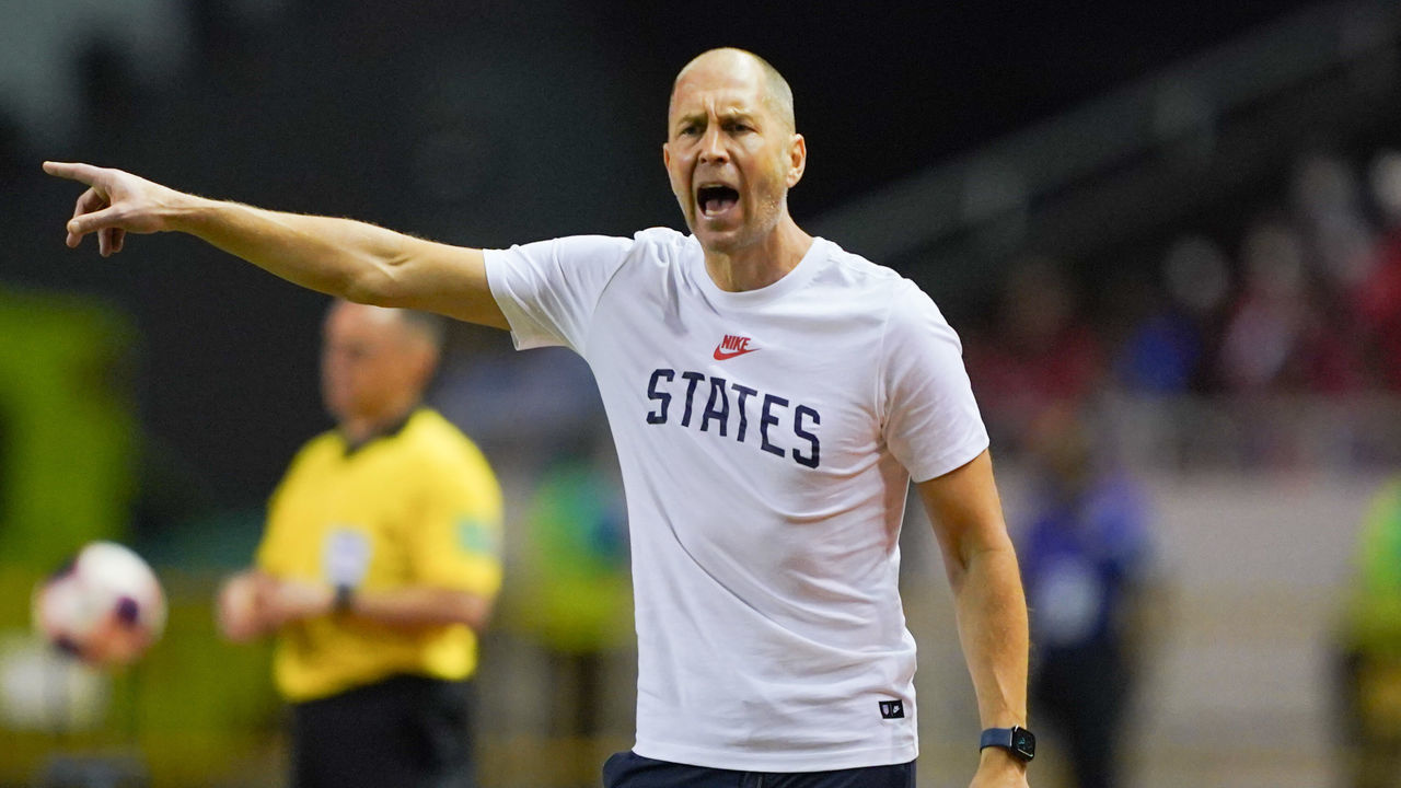 SAN JOSE, COSTA RICA - MARCH 30: Gregg Berhalter head coach of United States shouts instructions to his players during a Concacaf 2022 FIFA World Cup Qualifier between Costa Rica and United States at Estadio Nacional de Costa Rica on March 30, 2022 in San Jose, Costa Rica.