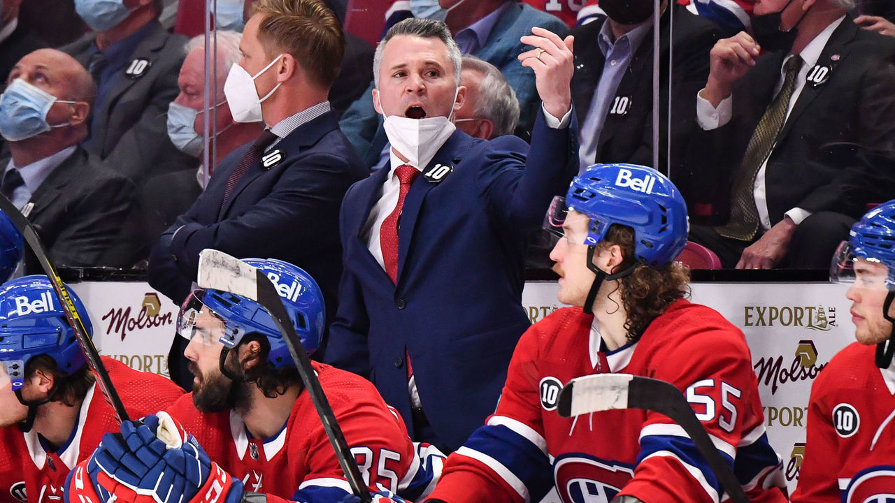 MONTREAL, QC - APRIL 24: Interim head coach of the Montreal Canadiens, Martin St. Louis handles bench duties during the third period against the Boston Bruins at Centre Bell on April 24, 2022 in Montreal, Canada. The Boston Bruins defeated the Montreal Canadiens 5-3.
