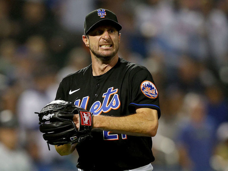 Mets' Max Scherzer Bitten by His Dog on Throwing Hand; Won't Be