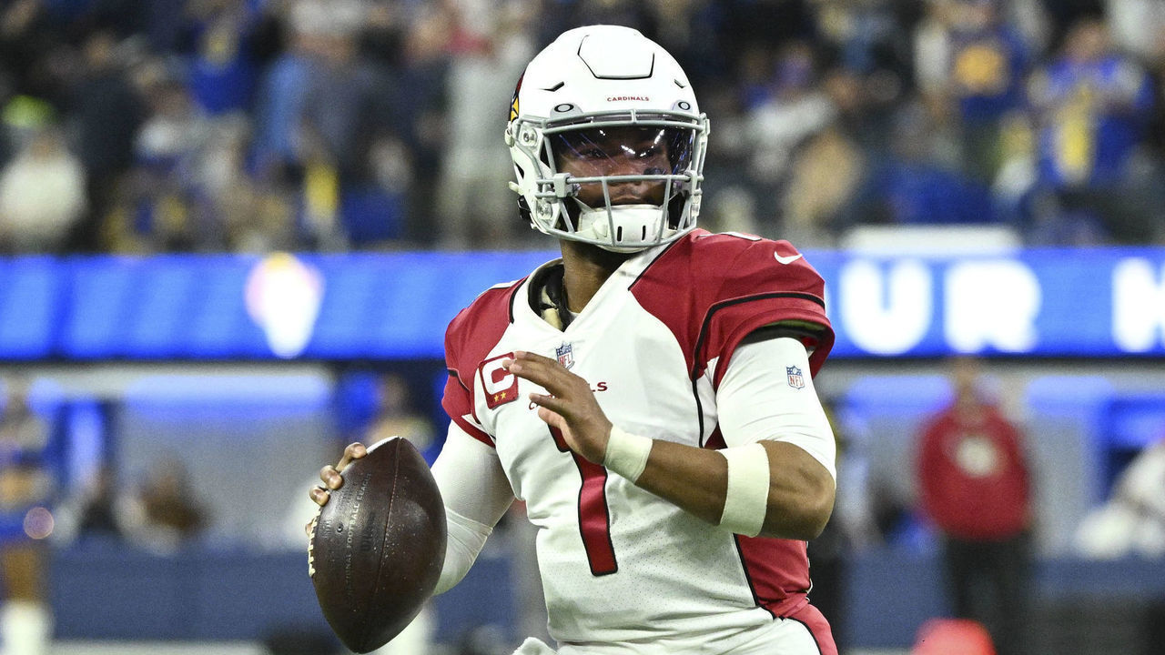 Football: NFL Playoffs: Arizona Cardinals QB Kyler Murray (1) in action vs Los Angeles Rams at SoFi Stadium. Inglewood, CA 1/17/2022 CREDIT: Kohjiro Kinno