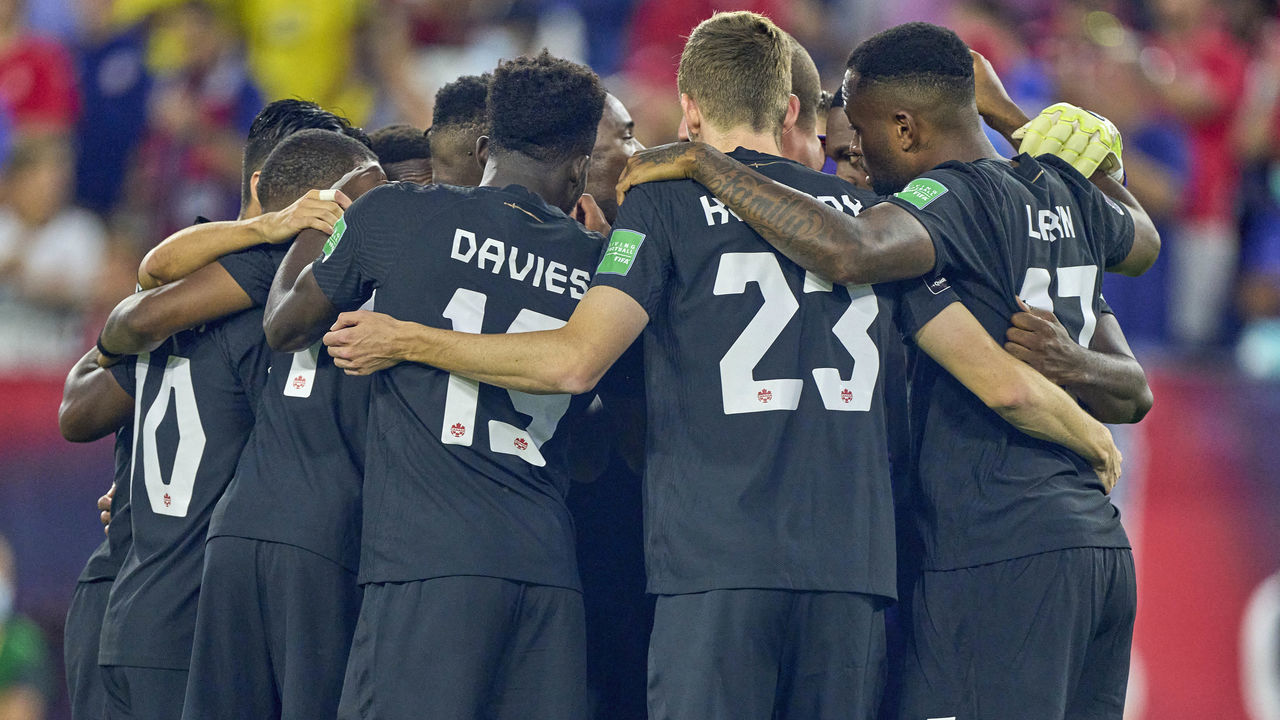 NASHVILLE, TN - SEPTEMBER 05: Canada starting XI gather in a huddle during a CONCACAF World Cup qualifying match between the United States and Canada on September 5, 2021 at Nissan Stadium in Nashville, TN.