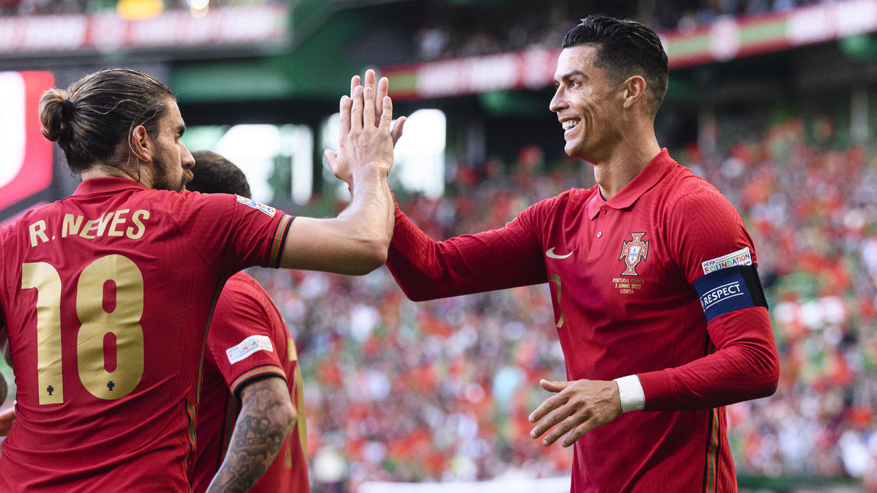 World Cup qualifying roundup: Ronaldo on target in Portugal win