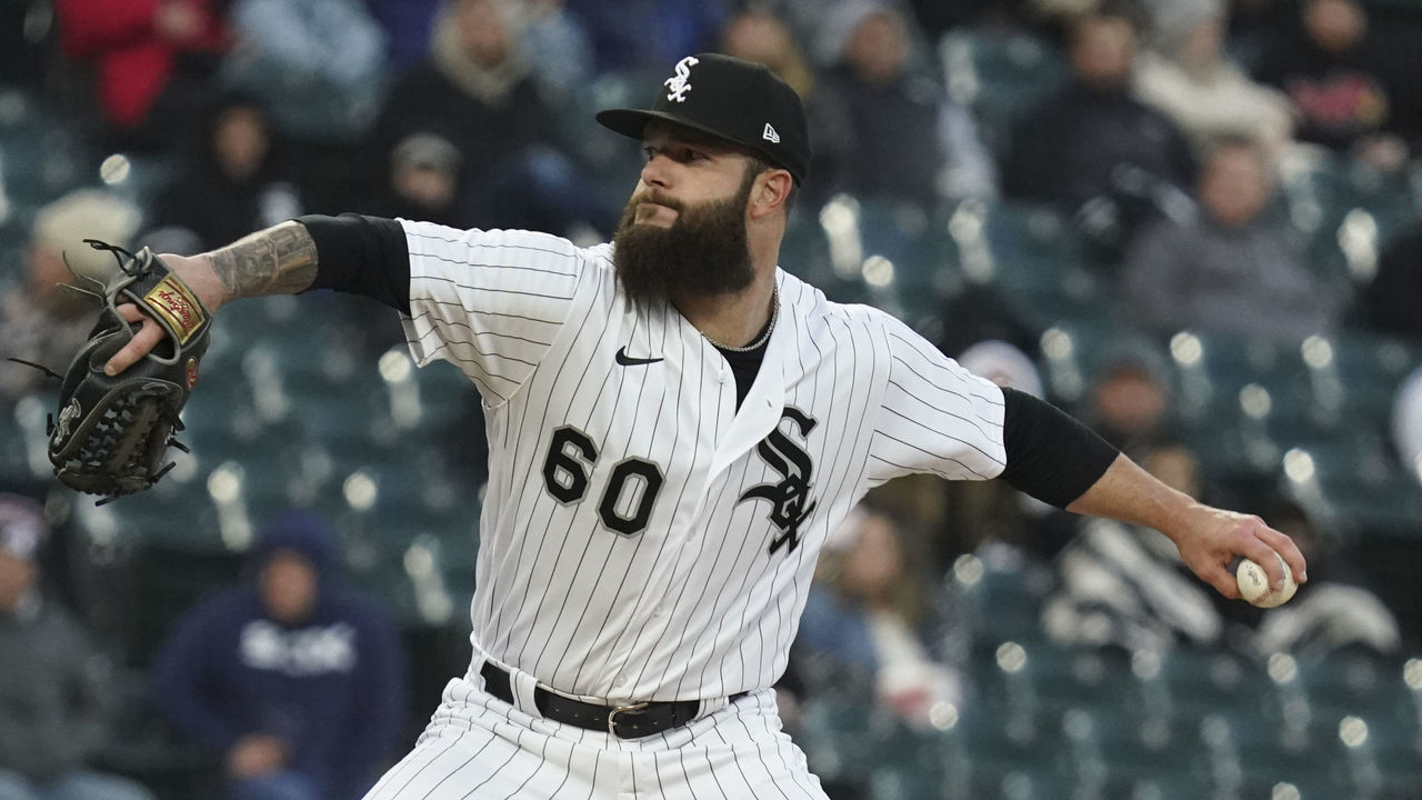 CHICAGO, ILLINOIS - APRIL 26: Dallas Keuchel #60 of the Chicago White Sox throws a pitch against the Kansas City Royals at Guaranteed Rate Field on April 26, 2022 in Chicago, Illinois.