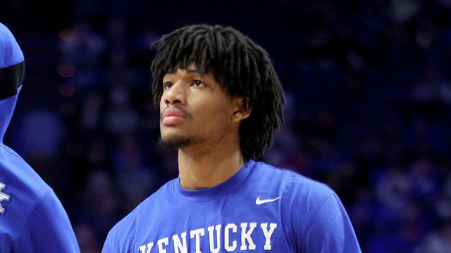 LEXINGTON, KENTUCKY - JANUARY 25: Shaedon Sharpe #21 of the Kentucky Wildcats against the Mississippi State Bulldogs at Rupp Arena on January 25, 2022 in Lexington, Kentucky.