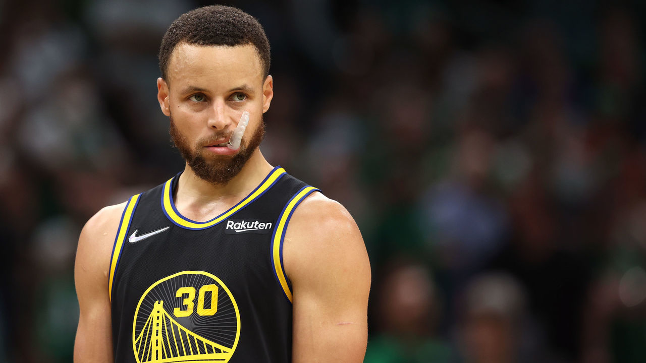 BOSTON, MASSACHUSETTS - JUNE 08: Stephen Curry #30 of the Golden State Warriors looks on in the fourth quarter against the Boston Celtics during Game Three of the 2022 NBA Finals at TD Garden on June 08, 2022 in Boston, Massachusetts. The Boston Celtics won 116-100. NOTE TO USER: User expressly acknowledges and agrees that, by downloading and/or using this photograph, User is consenting to the terms and conditions of the Getty Images License Agreement.