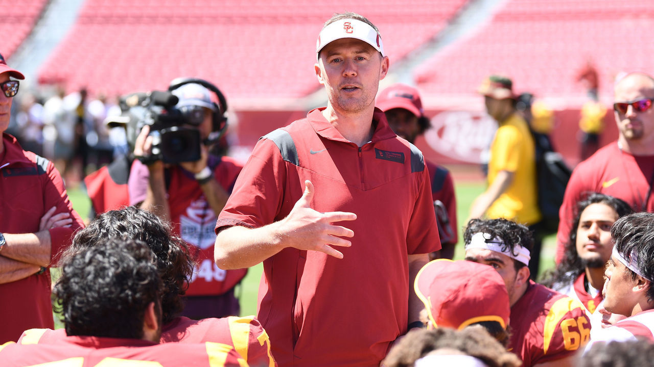 LOS ANGELES, CA - APRIL 23: USC Trojans head coach Lincoln Riley talks with his team after USC Trojans Spring Game on April 23, 2022, at Los Angeles Memorial Coliseum in Los Angeles, CA.