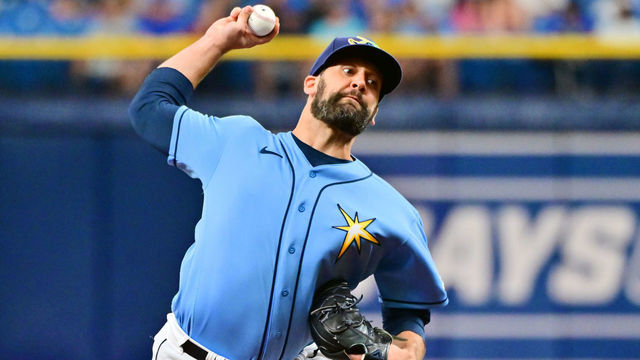 ST PETERSBURG, FLORIDA - JUNE 05: Andrew Kittredge #36 of the Tampa Bay Rays delivers a pitch to the Chicago White Sox in the ninth inning at Tropicana Field on June 05, 2022 in St Petersburg, Florida.