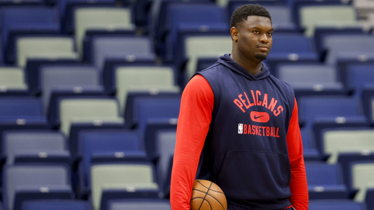 NEW ORLEANS, LOUISIANA - MARCH 27: Zion Williamson #1 of the New Orleans Pelicans stands on the court prior to the start of an NBA game against the Los Angeles Lakers at Smoothie King Center on March 27, 2022 in New Orleans, Louisiana.