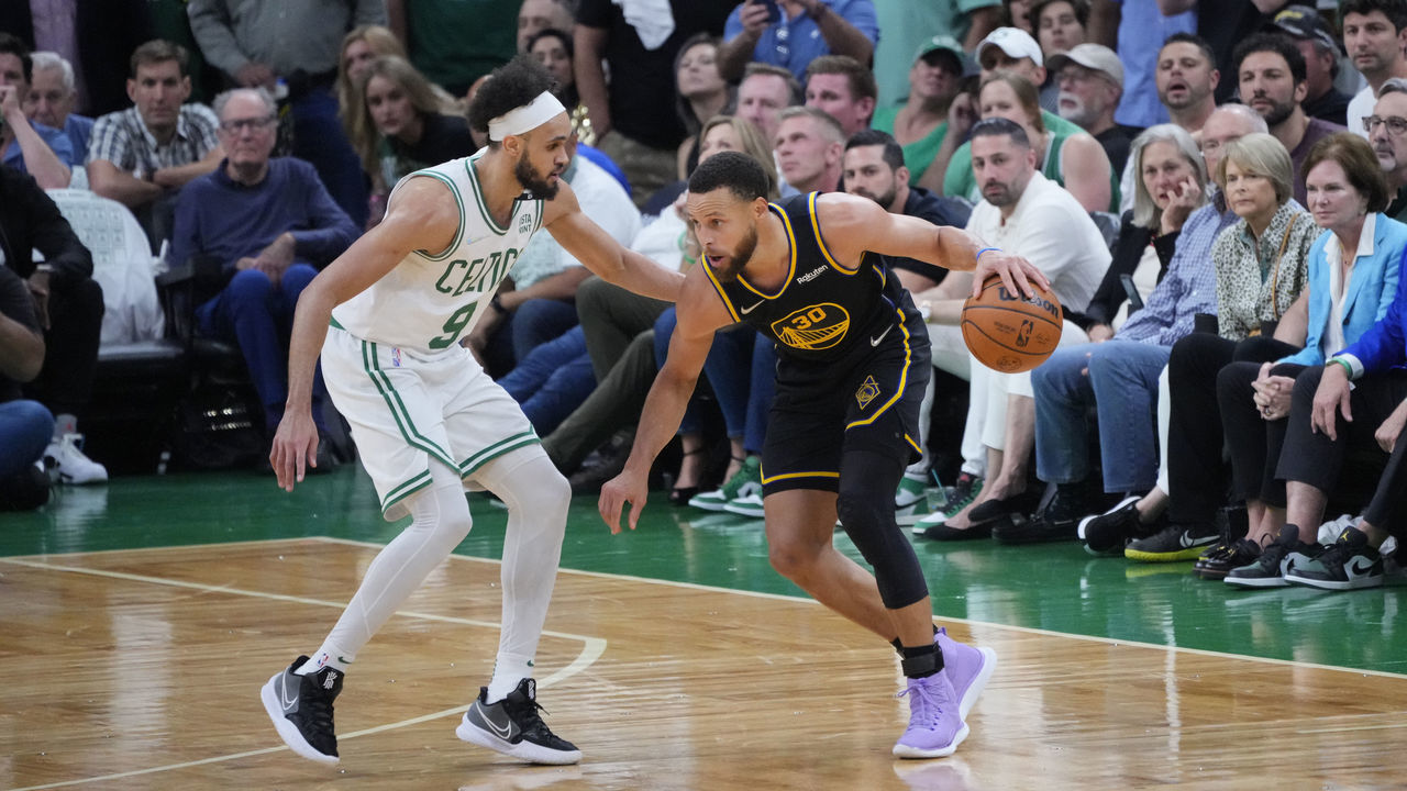 BOSTON, MA - JUNE 10: Stephen Curry #30 of the Golden State Warriors dribbles the ball against the Boston Celtics during Game Four of the 2022 NBA Finals on June 10, 2022 at TD Garden in Boston, Massachusetts. NOTE TO USER: User expressly acknowledges and agrees that, by downloading and or using this photograph, user is consenting to the terms and conditions of Getty Images License Agreement. Mandatory Copyright Notice: Copyright 2022 NBAE