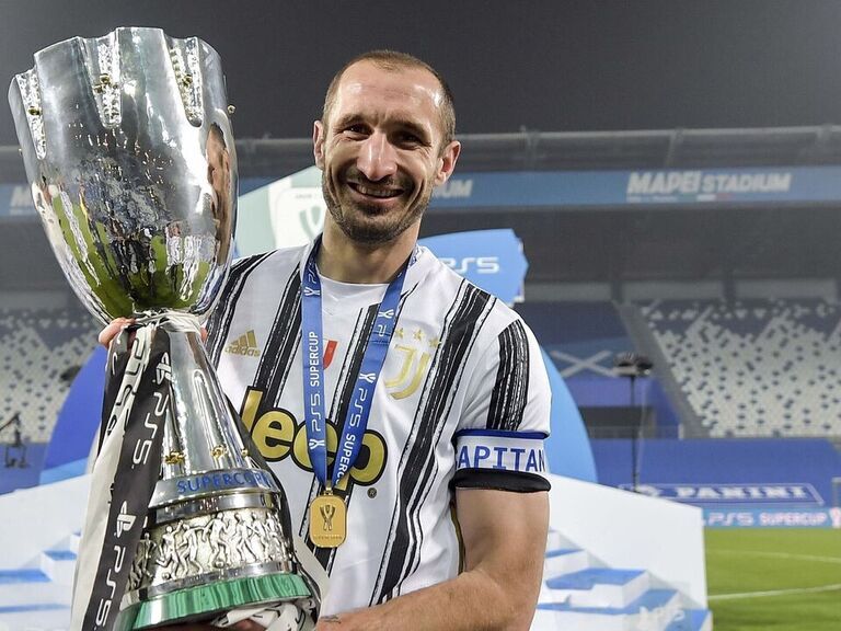 La leggenda dell’Italia e della Juventus Chiellini, 39 anni, ha annunciato il suo ritiro