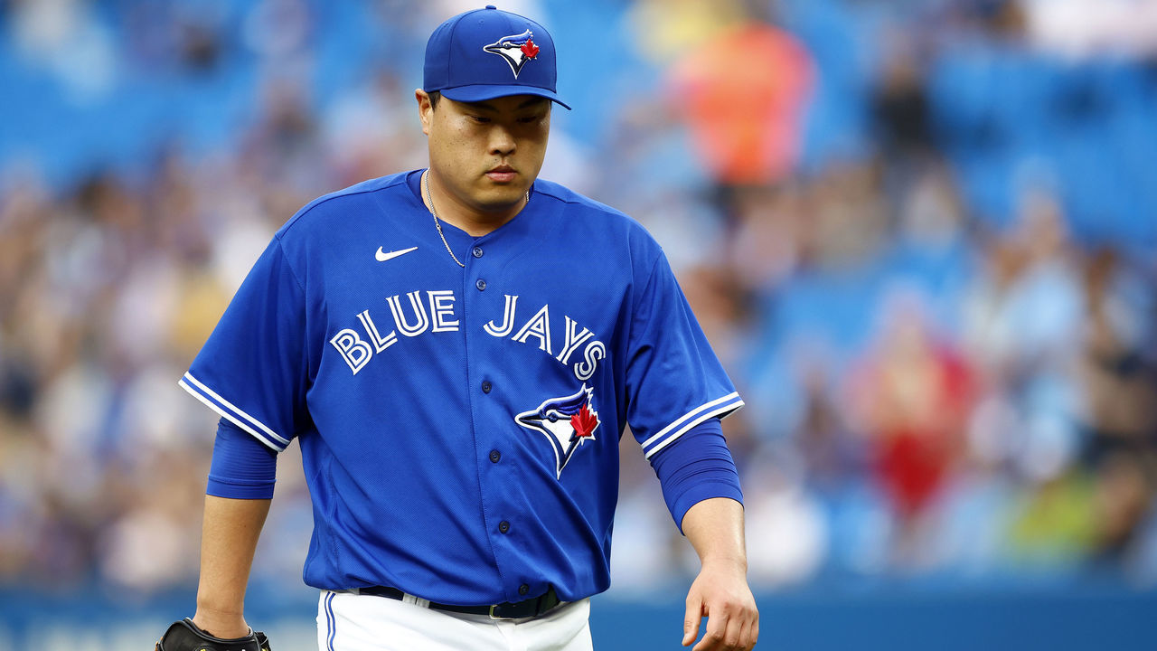 TORONTO, ON - JUNE 01: Hyun Jin Ryu #99 of the Toronto Blue Jays walks to the dugout during a MLB game against the Chicago White Sox at Rogers Centre on June 01, 2022 in Toronto, Ontario, Canada.