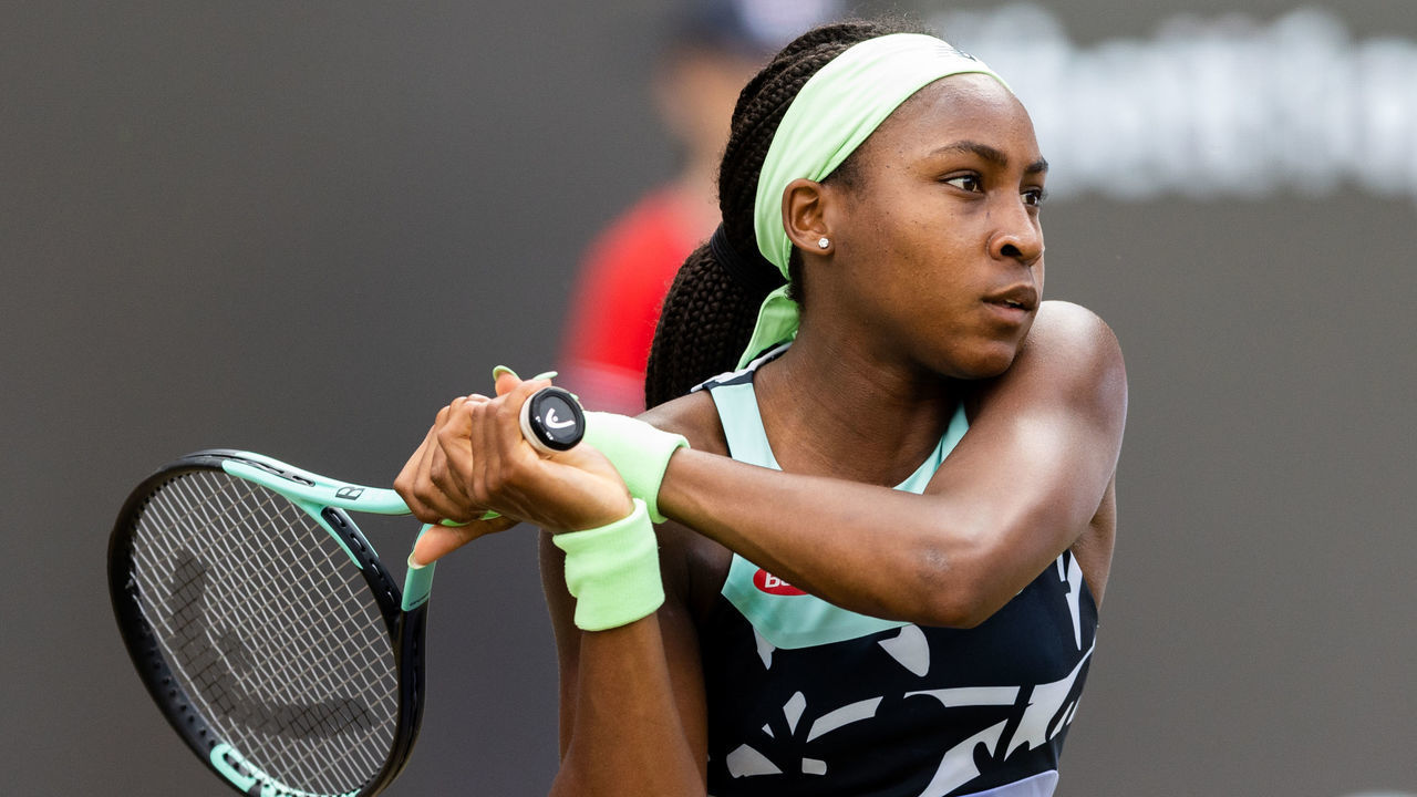 BERLIN, GERMANY - JUNE 16: Coco Gauff of the United States in action in her match against Xinyu Wang of China during day four of the bett1open 2022 Berlin, Part of the Hologic WTA Tour, at LTTC Rot-Weiß e.V. on June 16, 2022 in Berlin, Germany.