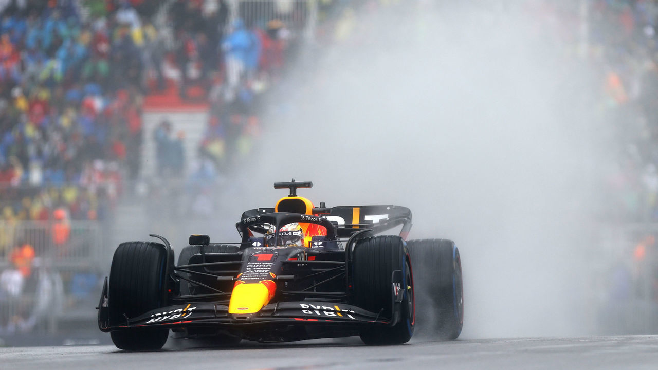 MONTREAL, QUEBEC - JUNE 18: Max Verstappen of the Netherlands driving the (1) Oracle Red Bull Racing RB18 in the wet during qualifying ahead of the F1 Grand Prix of Canada at Circuit Gilles Villeneuve on June 18, 2022 in Montreal, Quebec.