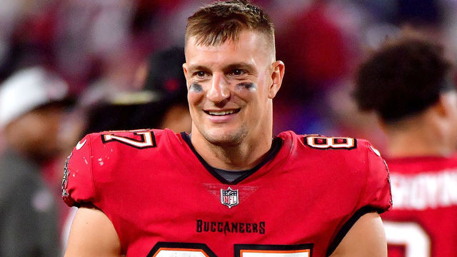 TAMPA, FLORIDA - NOVEMBER 22: Rob Gronkowski #87 of the Tampa Bay Buccaneers looks on as he leaves the after the game against the New York Giants at Raymond James Stadium on November 22, 2021 in Tampa, Florida.