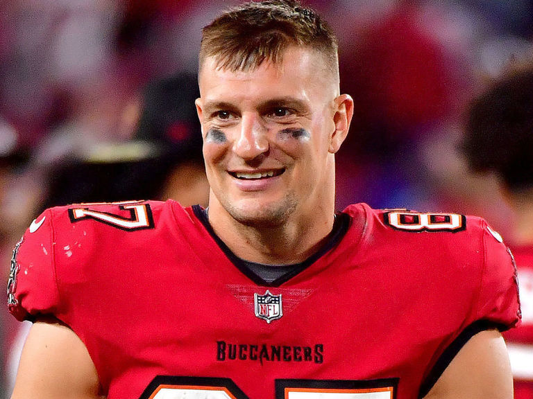 Gronk Reached Out To Bucs About Potential Return Opted To Stay Retired gronk-reached-out-to-bucs-about-potential-return-opted-to-stay-retired
