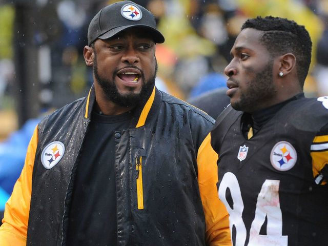 Steelers WR Antonio Brown ready with his No. 84 'Browns' jerseys