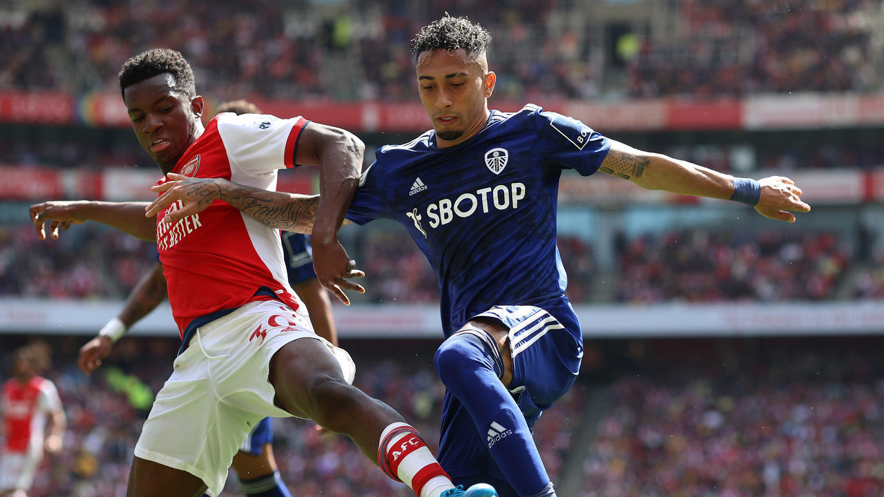 LONDON, ENGLAND - MAY 08: Eddie Nketiah of Arsenal and Raphinha of Leeds during the Premier League match between Arsenal and Leeds United at Emirates Stadium on May 8, 2022 in London, United Kingdom.