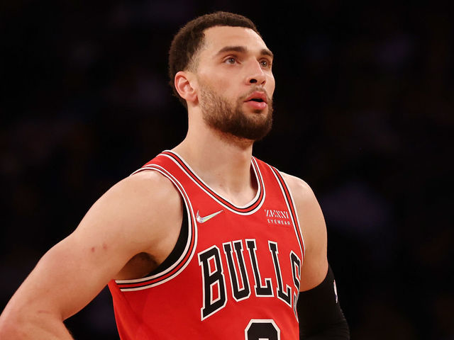 NEW YORK, NEW YORK - MARCH 28: Zach LaVine #8 of the Chicago Bulls in action against the New York Knicks at Madison Square Garden on March 28, 2022 in New York City. New York Knicks defeated the Chicago Bulls 109-104.
