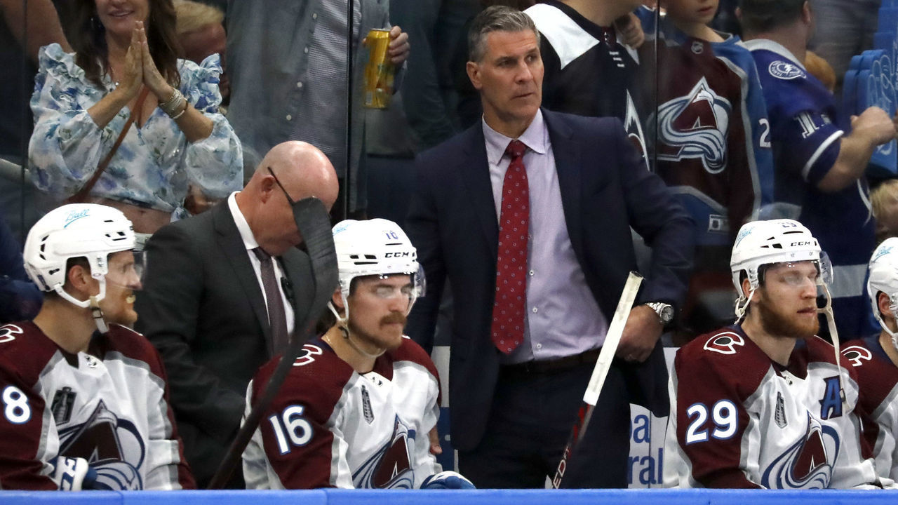 TAMPA, FLORIDA - JUNE 22: Head coach Jared Bednar and the Colorado Avalanche look on in the final minutes of the third period Game Three of the 2022 NHL Stanley Cup Final against the Tampa Bay Lightning at Amalie Arena on June 22, 2022 in Tampa, Florida.