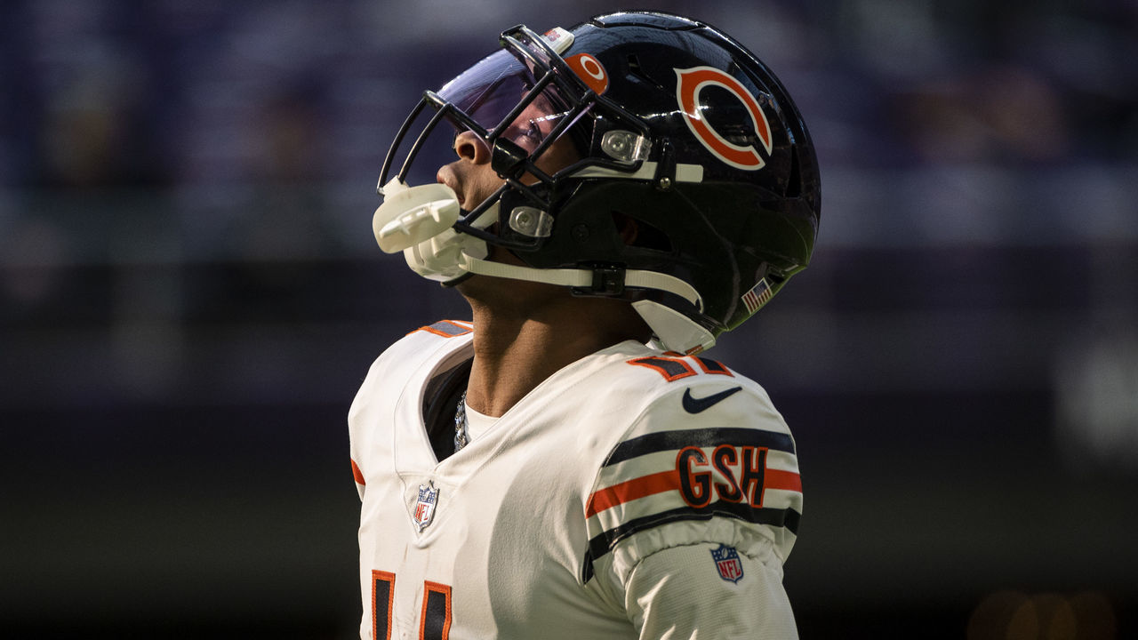 MINNEAPOLIS, MN - JANUARY 09: Darnell Mooney #11 of the Chicago Bears warms up before the game against the Minnesota Vikings at U.S. Bank Stadium on January 9, 2022 in Minneapolis, Minnesota.