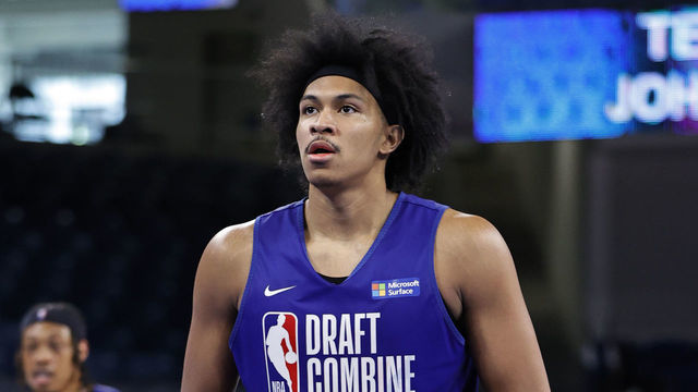 CHICAGO, IL - MAY 19: NBA Prospect, Ron Harper Jr. prepares to shoot a free throw during the 2022 NBA Draft Combine on May 19, 2022 at the Wintrust Arena in Chicago, Illinois. Mandatory Copyright Notice: Copyright 2022 NBAE