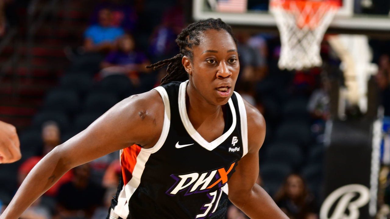 PHOENIX, AZ - JUNE 21: Tina Charles #31 of the Phoenix Mercury dribbles the ball during the game against the Minnesota Lynx on June 21, 2022 at Footprint Center in Phoenix, Arizona. Mandatory Copyright Notice: Copyright 2022 NBAE