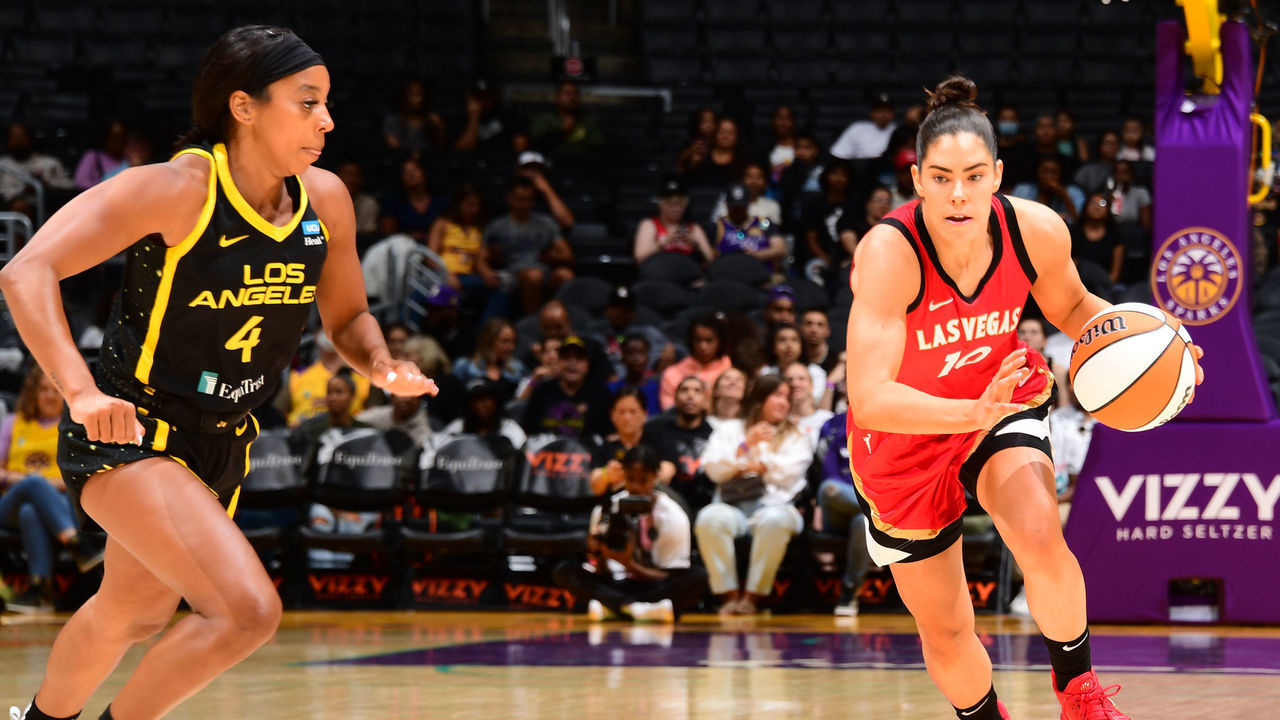 LOS ANGELES, CA - JUNE 27: Kelsey Plum #10 of the Las Vegas Aces drives to the basket during the game against the Los Angeles Sparks on June 27, 2022 at Crypto.Com Arena in Los Angeles, California. NOTE TO USER: User expressly acknowledges and agrees that, by downloading and/or using this Photograph, user is consenting to the terms and conditions of the Getty Images License Agreement. Mandatory Copyright Notice: Copyright 2022 NBAE