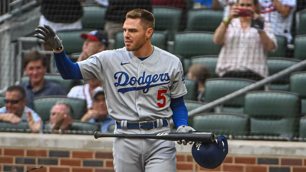 ATLANTA, GA - JUNE 26: Los Angeles Dodgers first baseman Freddie Freeman (5) thanks the Atlanta crowd in his first at bat Sunday night during the MLB game between the Los Angeles Dodgers and Atlanta Braves on June 26, 2022, at Truist Park in Atlanta, GA.