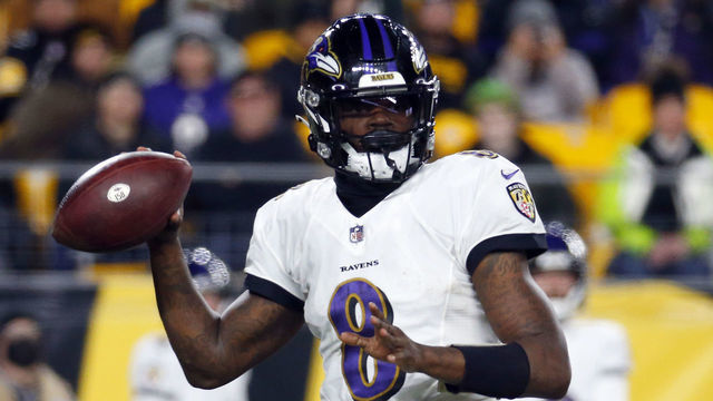PITTSBURGH, PA - DECEMBER 05: Lamar Jackson #8 of the Baltimore Ravens in action on against the Pittsburgh Steelers on December 5, 2021 at Heinz Field in Pittsburgh, Pennsylvania.