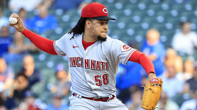 CHICAGO, ILLINOIS - JUNE 28: Luis Castillo #58 of the Cincinnati Reds pitches in the second inning against the Chicago Cubs at Wrigley Field on June 28, 2022 in Chicago, Illinois.