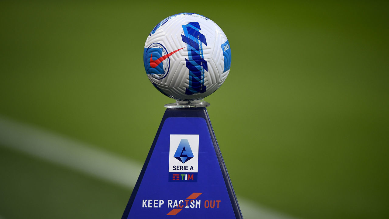 STADIO GIUSEPPE MEAZZA, MILAN, ITALY - 2022/03/19: Official Serie A matchball Nike Flight is seen on a plinth bearing logo of Serie A and the write 'Keep racism out' prior to the Serie A football match between FC Internazionale and ACF Fiorentina. The match ended 1-1 tie.