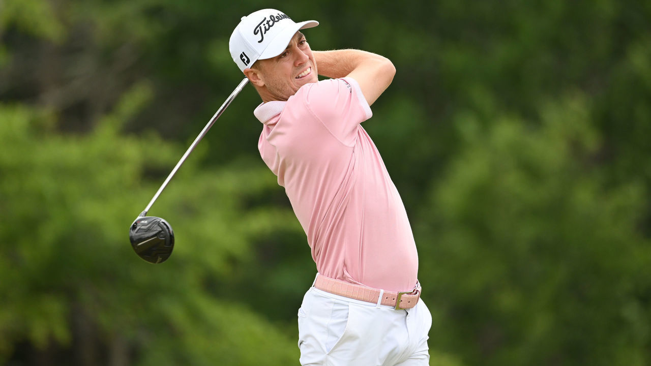 BROOKLINE, MASSACHUSETTS - JUNE 19: Justin Thomas of the United States plays his shot from the eighth tee during the final round of the 122nd U.S. Open Championship at The Country Club on June 19, 2022 in Brookline, Massachusetts.