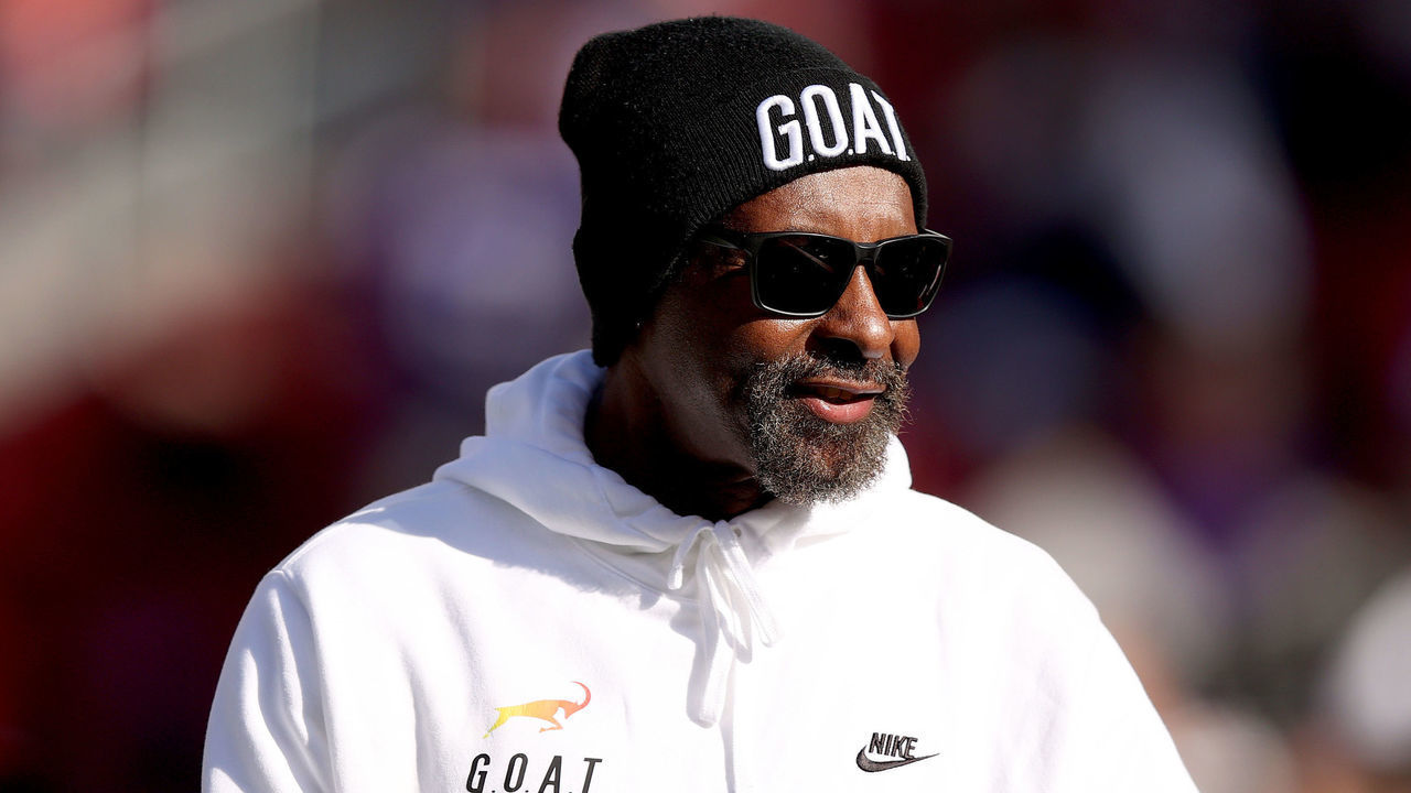SANTA CLARA, CALIFORNIA - NOVEMBER 28: Former player of the San Francisco 49ers Jerry Rice looks on during pregame before the game between the Minnesota Vikings and the San Francisco 49ers at Levi's Stadium on November 28, 2021 in Santa Clara, California.