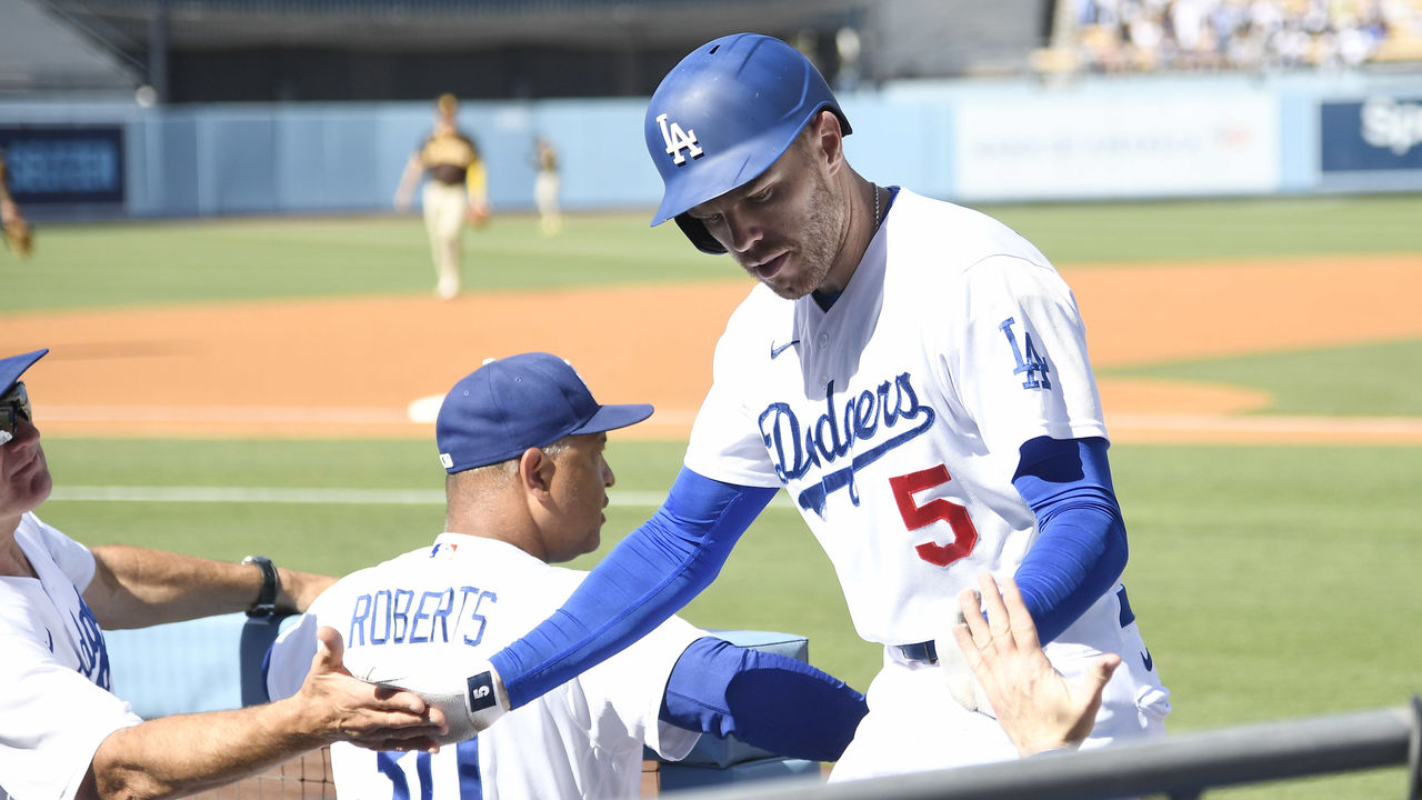 Justin Turner's two homers power Dodgers over Padres