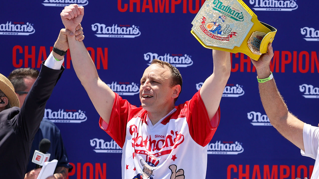 Joey Chestnut Eats 62 Hot Dogs to Claim 16th Title in Nathan's